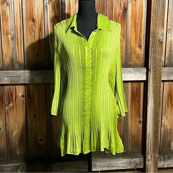 Maggie Barnes woman blouse top green pleated semi-sheer plus 2X FIRM on PRICE - Picture 1 of 5